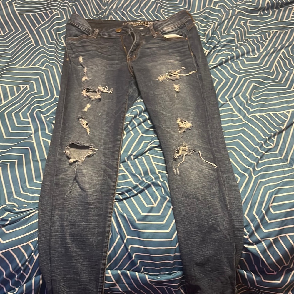 dark blue AE jeans